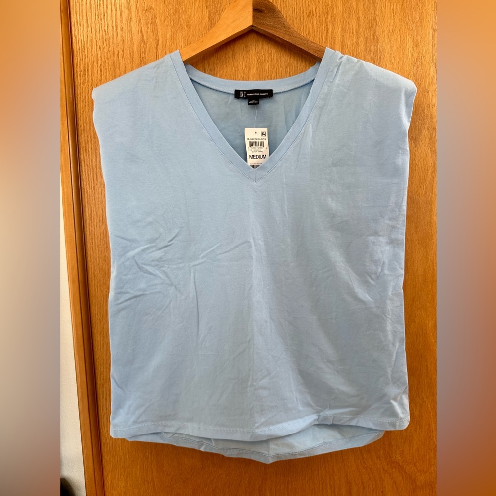 INC v-neck sleeveless shirt Size Medium